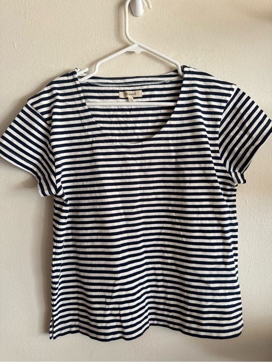 Madewell Tops - Madewell Striped Short-Sleeve Scoop Neck Top - Navy & White